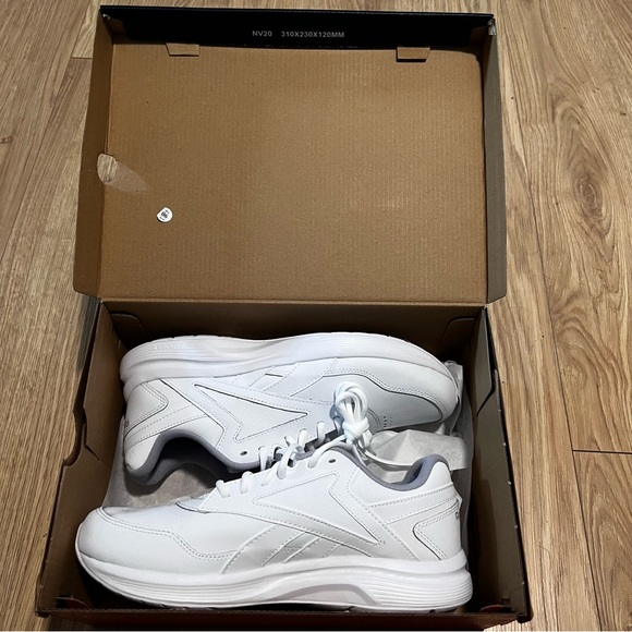 Reebok Shoes - Brand New Reebok Ultra 7 DMX Max *wide* Dad Shoes